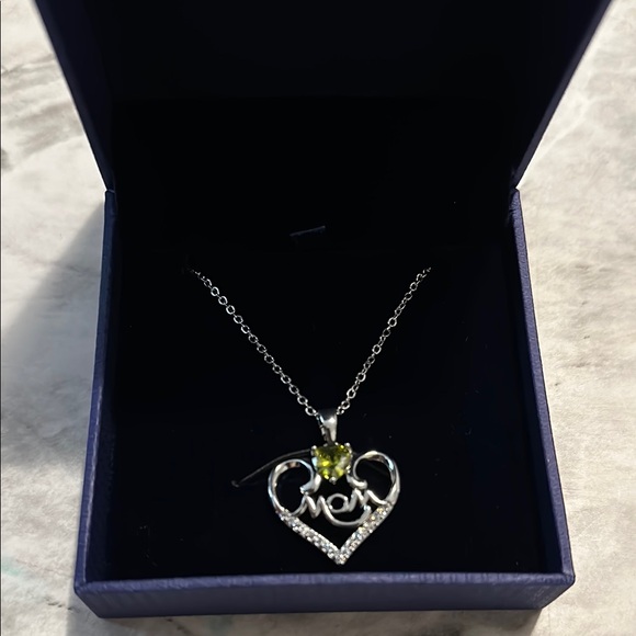 Jewelry - Mom Heart Pendant Necklace with Green Crystal